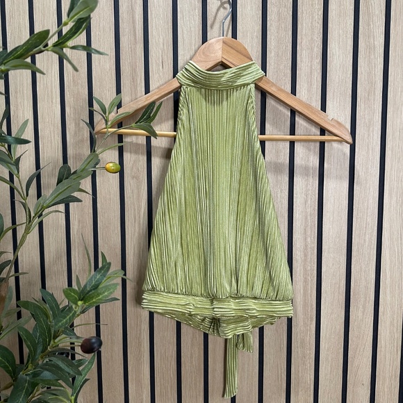 Lime Pleated Halter Top & Wide-Leg Pants Set - 2SAINTS | Size M - Picture 10 of 10